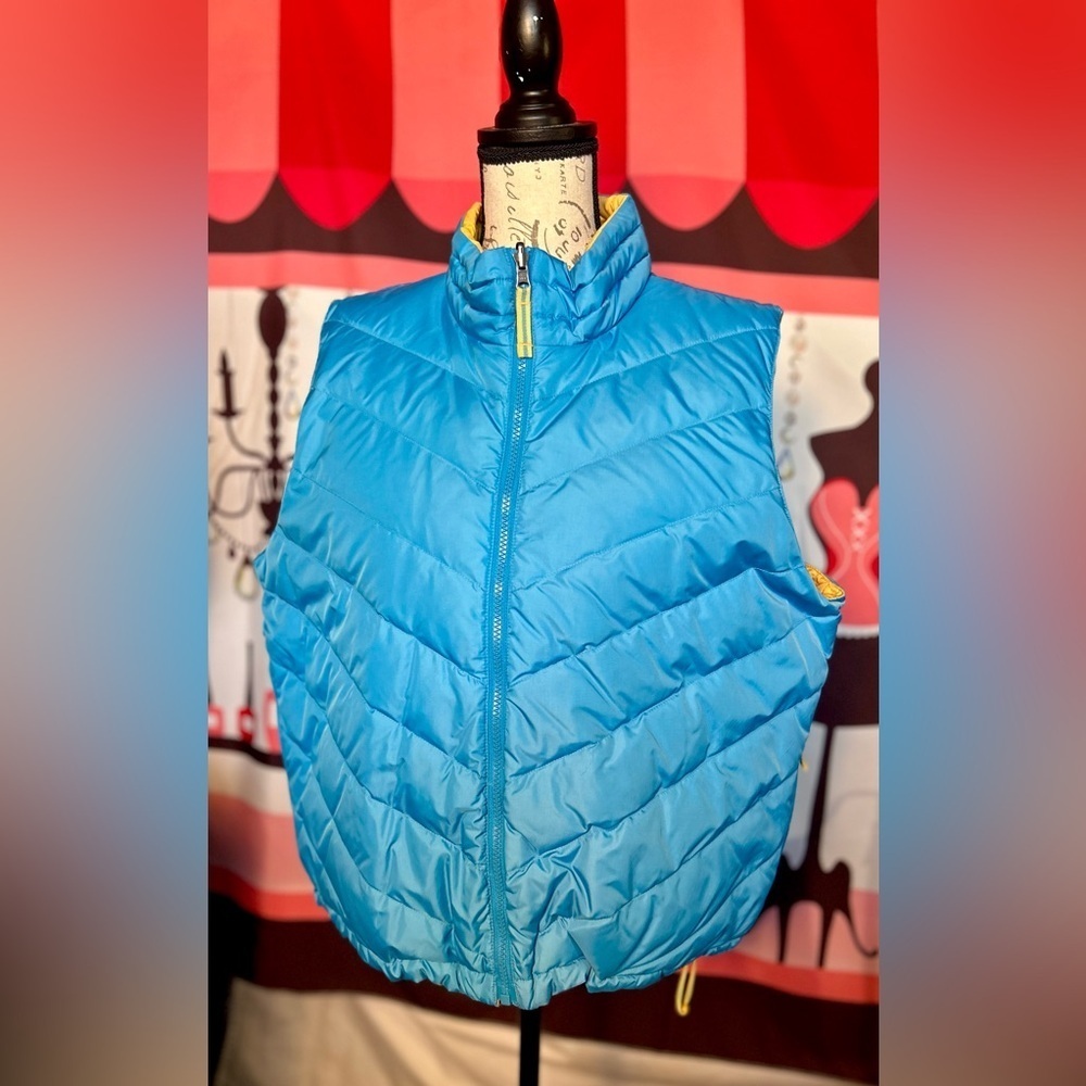 Coldwater Creek Women’s Blue/Yellow Reversible Puffer NWOT! - Picture 1 of 5
